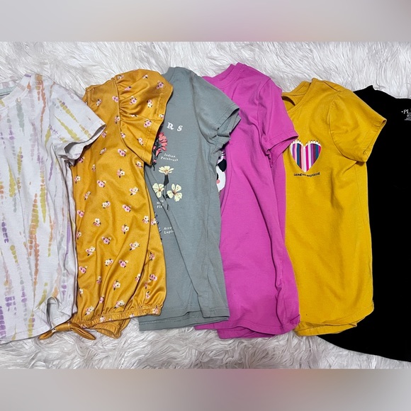 Lot of 27 girls shirts size 7s, 8s and some 7/8s. - Picture 2 of 8